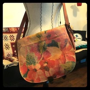 Leather crossbody saddle bag